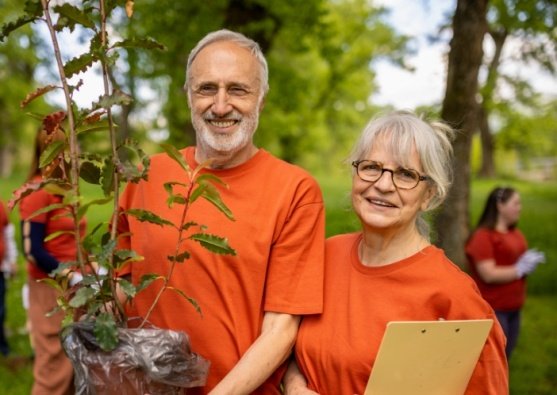 Older couple volunteering for NC parks.